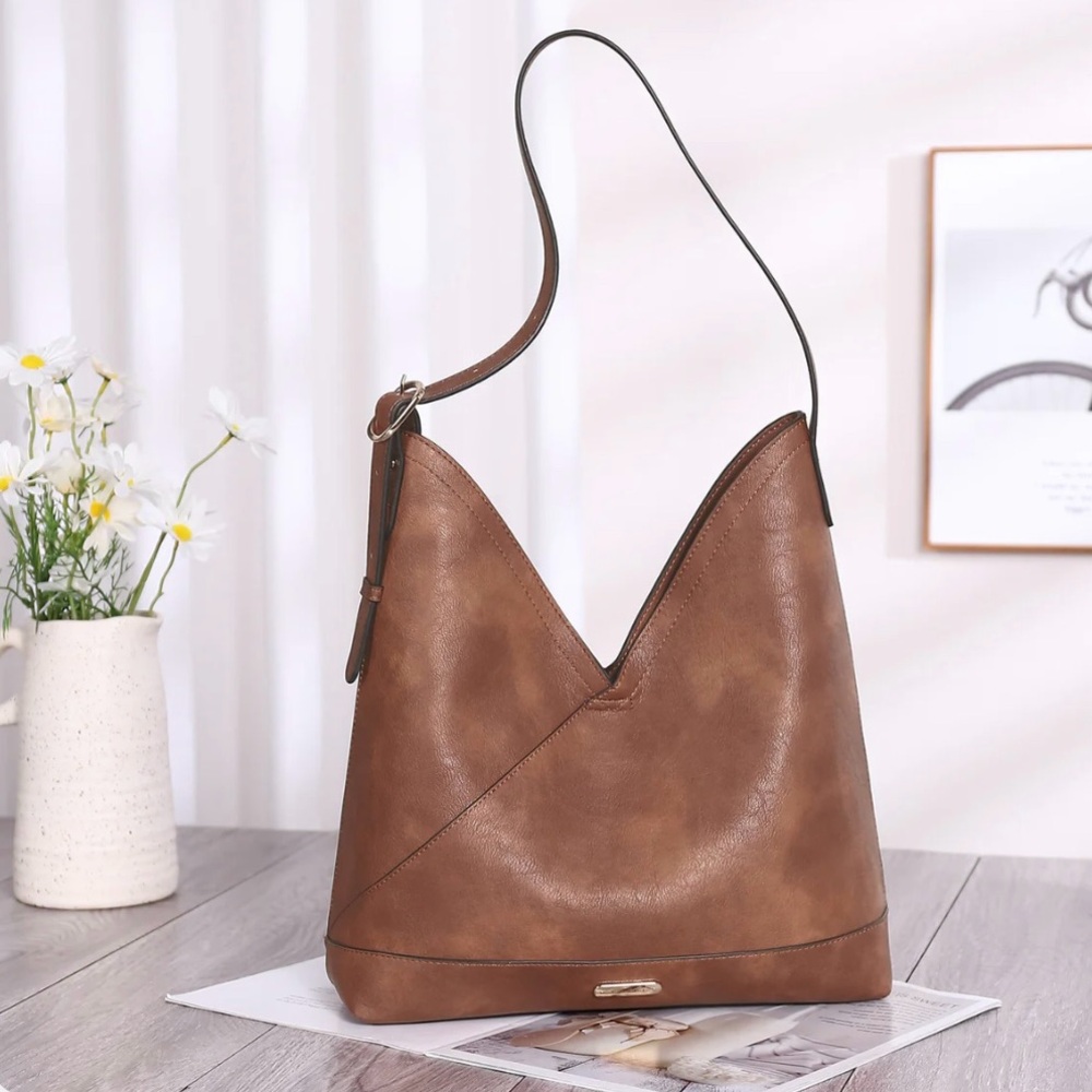 NWOT Chic Brown Vegan Leather Hobo Bag